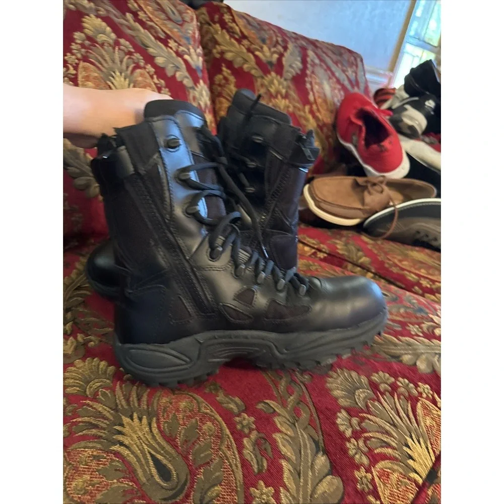 Reebok Rapid Response RB 8'' Waterproof Stealth Boot w/Side Zipper Size 8 W Mens